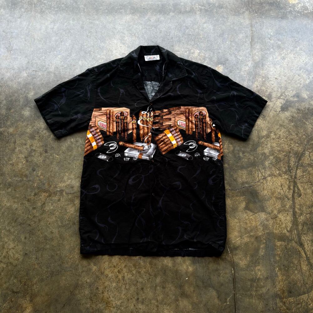 Rare Vintage Pacific Legend Cigar‎ Wraparound Shirt